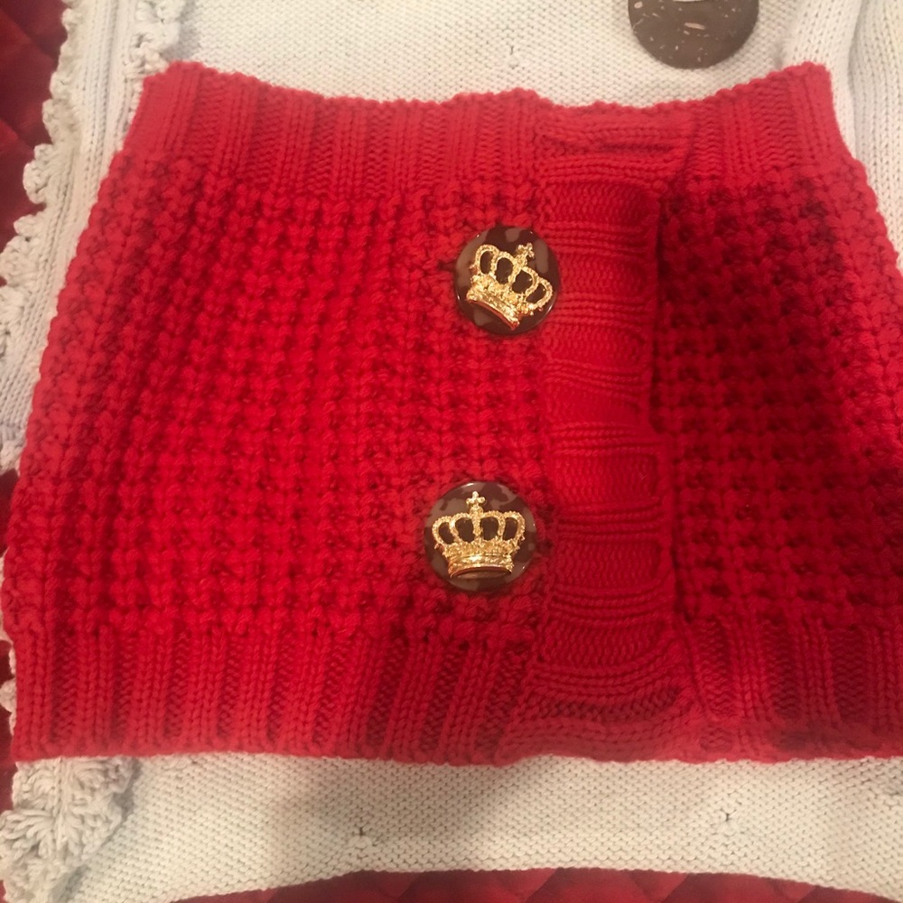 Knit collar